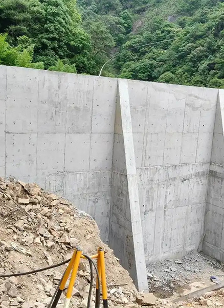 商丘夏邑县重力式挡土墙
